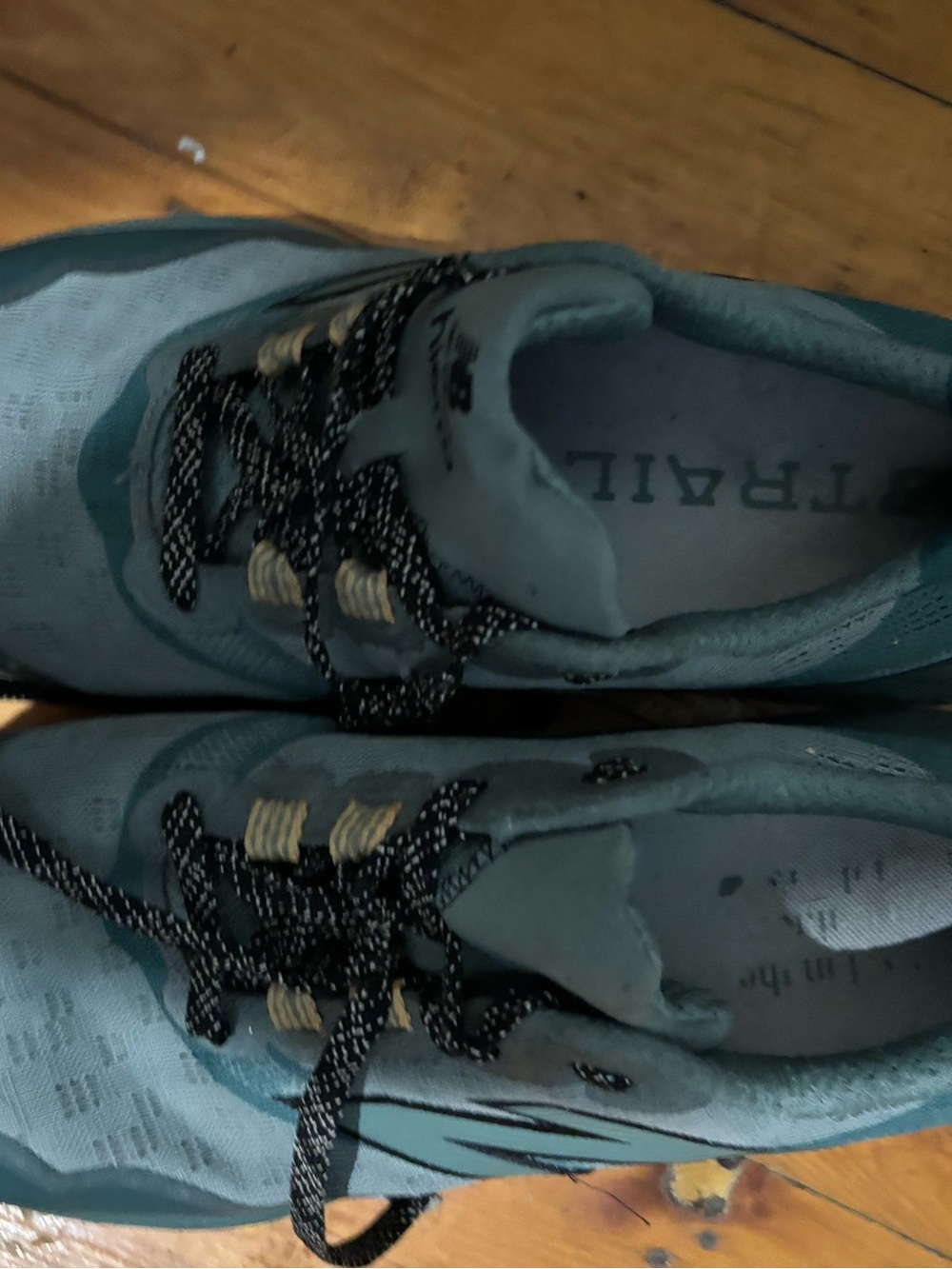New Balance Trail Runner Teal and Black Lace-Up Sneakers - Picture 6 of 8
